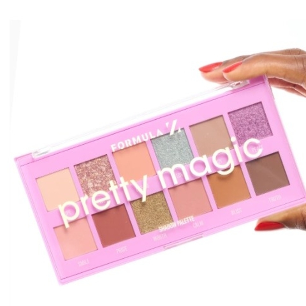 *NIB* Formula Z Pretty Magic Eyeshadow Palette